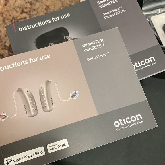 NWOT Oticon Hearing AIDS and accessories - Picture 8 of 9